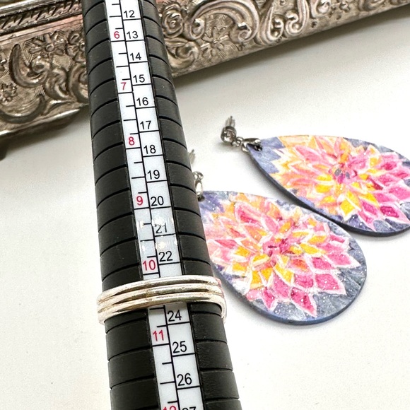 Silver Moonstone Ring & Purple Statement Earrings - Picture 13 of 17